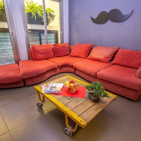Don Moustache Boutique Hostel Barcelona Exterior photo