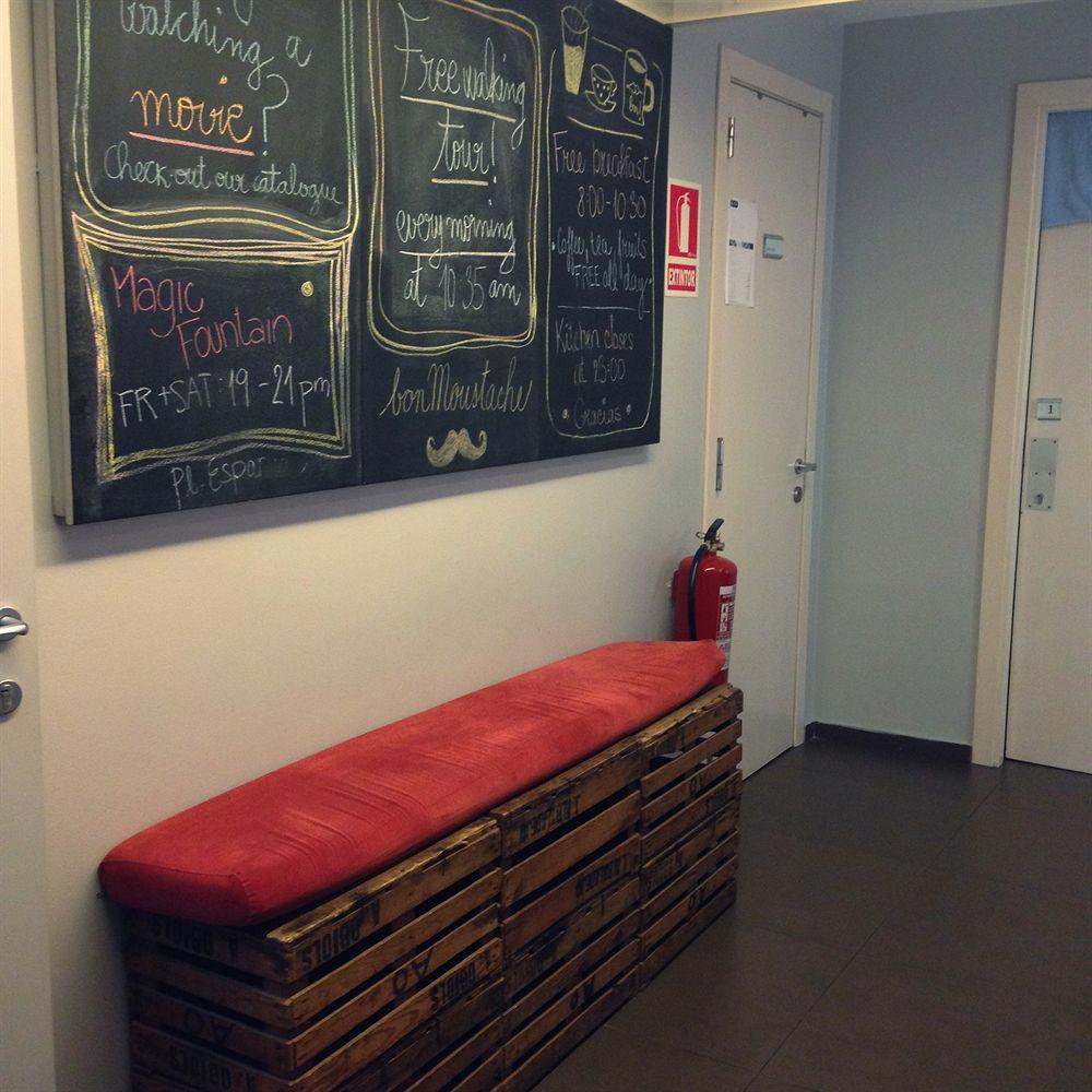 Don Moustache Boutique Hostel Barcelona Exterior photo