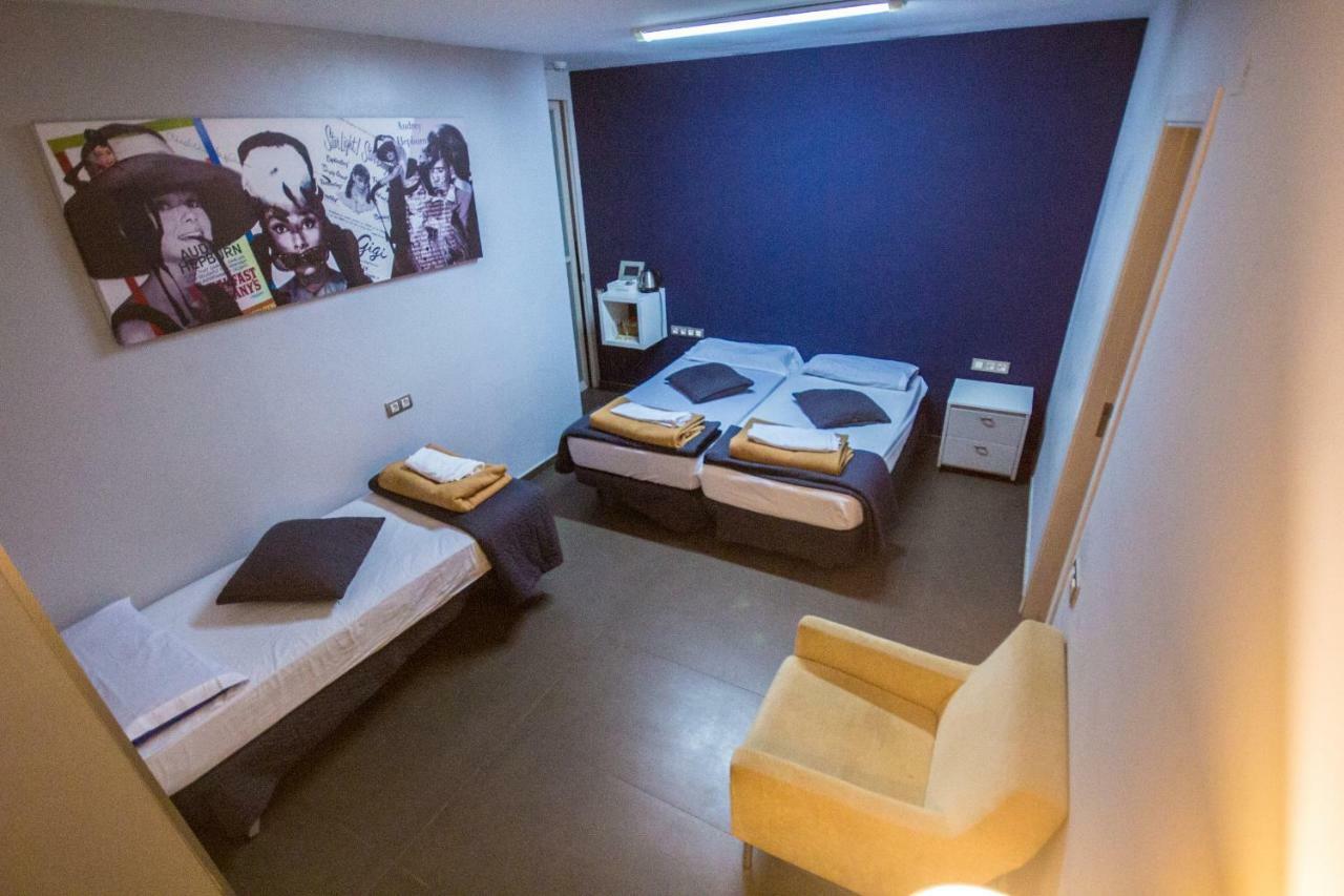 Don Moustache Boutique Hostel Barcelona Exterior photo